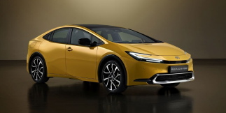 Установка защиты двигателя на Toyota Prius V